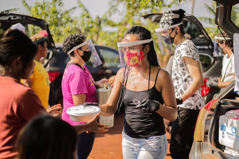 Dourados participa de 'marmitaço' contra fome com ...