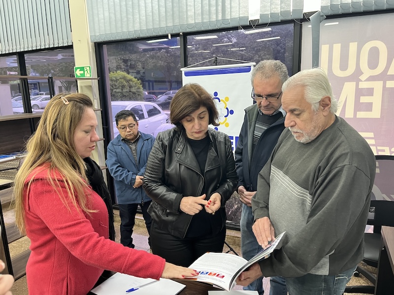 Pré-candidatos recebem cópias da Agenda Dourados 2030 do CODED