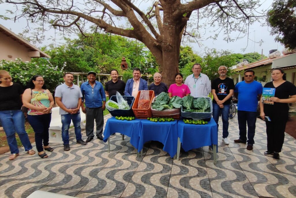 SEAF-Semadesc entrega produtos da agricultura familiar ao Sirpha Lar do Idoso