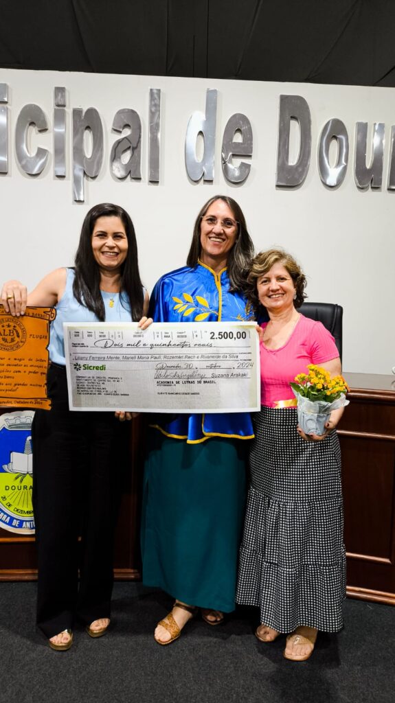 Cultura: Prêmio Antonieta de Barros é entregue aos vencedores pela ALBD