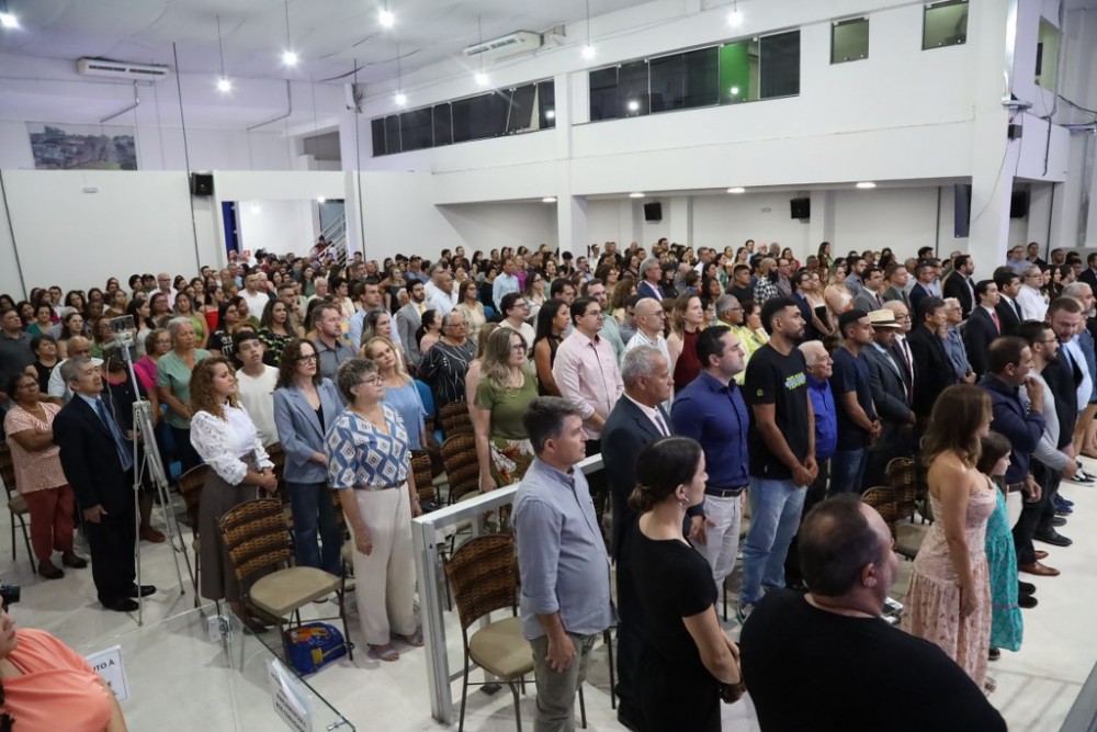 Livro ‘Minha história em Dourados’ recebe Menção Honrosa da Câmara