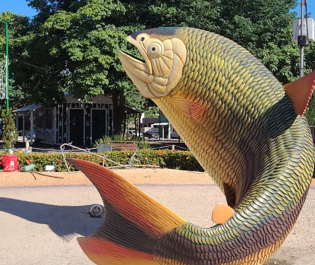 Bonito: Monumento das Piraputangas é revitalizado com minucioso trabalho de Cleir